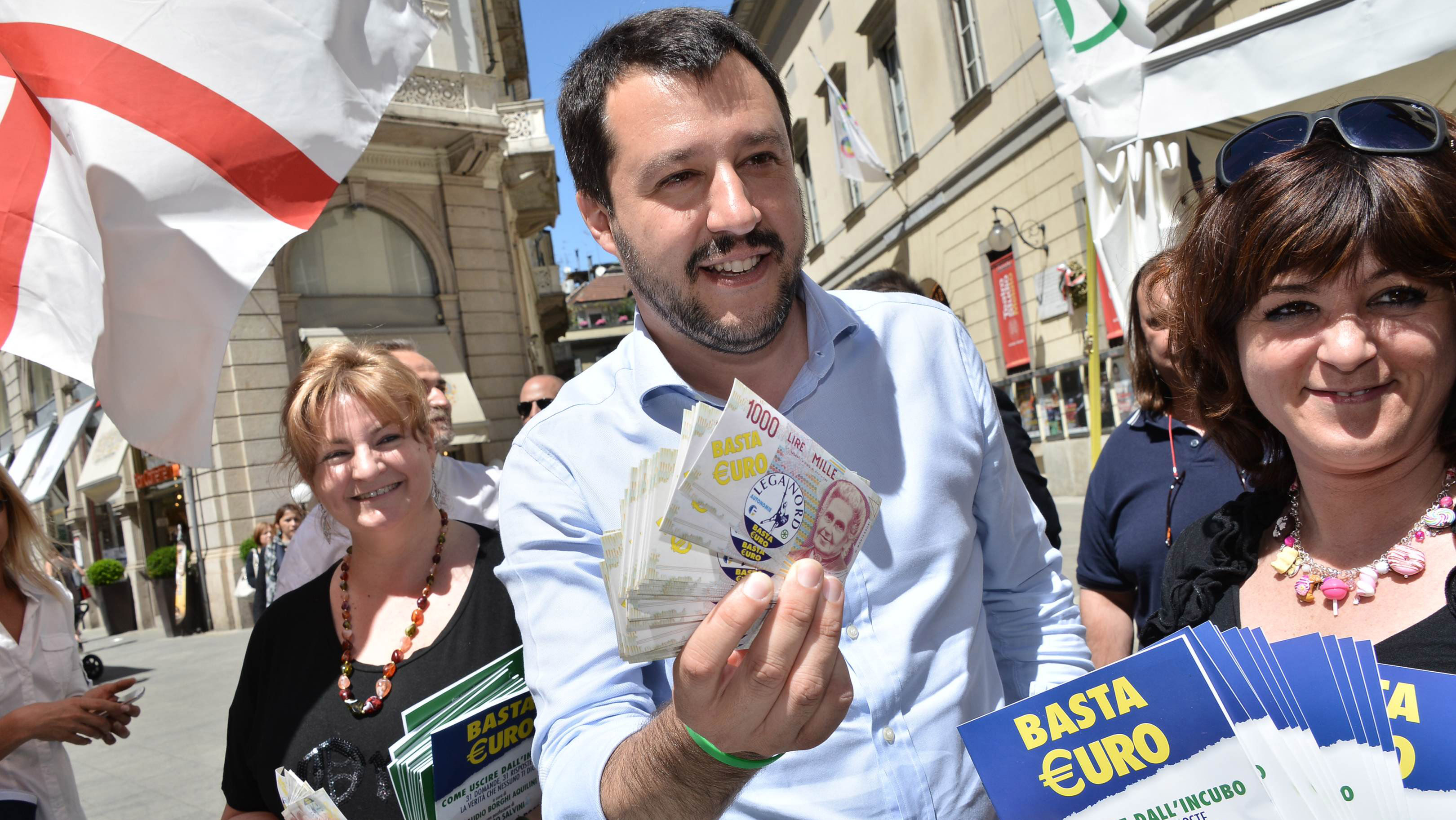 Маттео Сальвини, лидер партии Lega Nord и министр внутренних дел, перезапускают так называемую схему «мини-бот», которая может стать первым шагом к возможному выходу из еврозоны